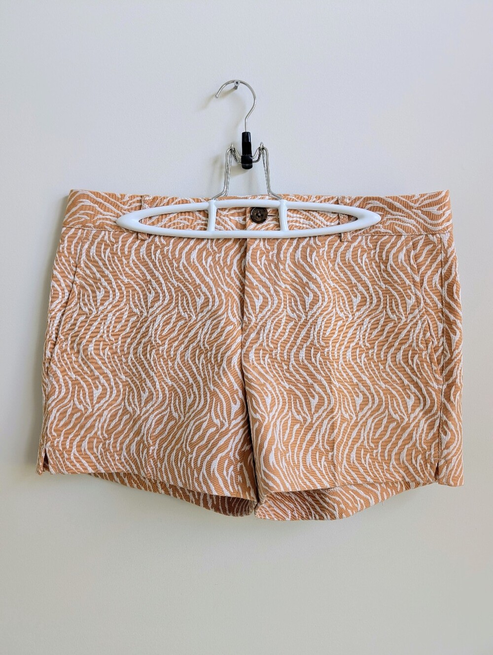 Banana Republic Heritage Jacquard Orange White Zebra Pattern Shorts Size 8